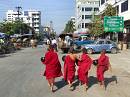  mandalay, the second biggest city in myanmar with a population of about 800'000