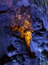  inside the hang dau go cave